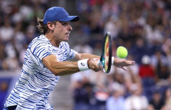 De Minaur triumphs in Australian fourth-round fight at US Open 2024